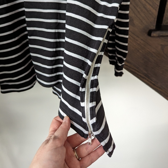 Navy striped boat neck sweater - Picture 3 of 6